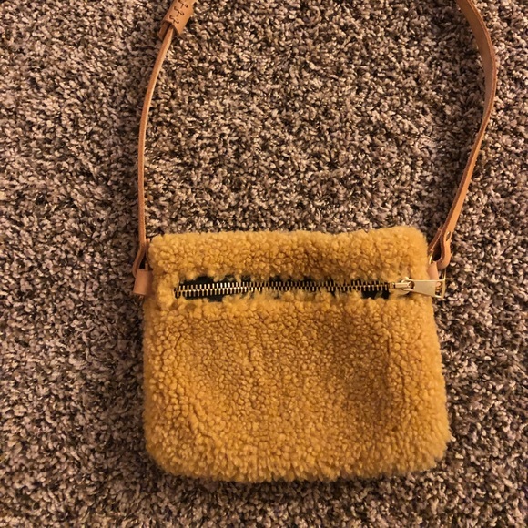 Your Bag of Holding YBH Golden Shearling Fannypack - Picture 2 of 5